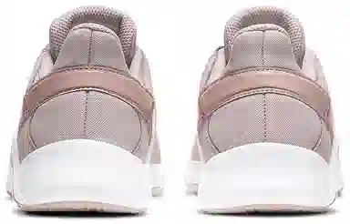 Nike Legend Essential 2