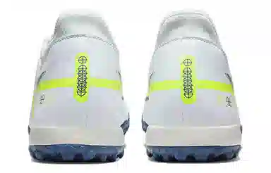 Nike Phantom GT2 Academy DF TF