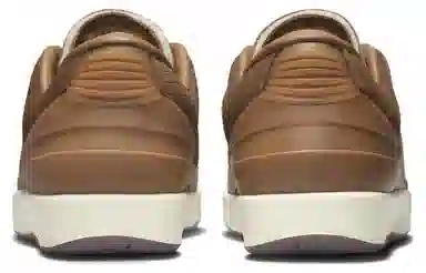 two 18 x Jordan Air Jordan 2 Retro Low Brown