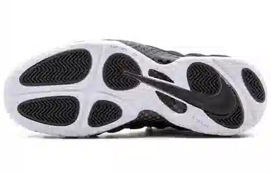 Nike Foamposite Pro . doom 2016