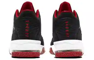 Jordan Max Aura 2 Black Red