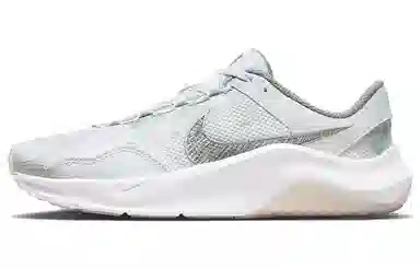 Nike Legend Essential 3 Next Nature Premium
