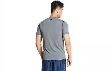 Under Armour T