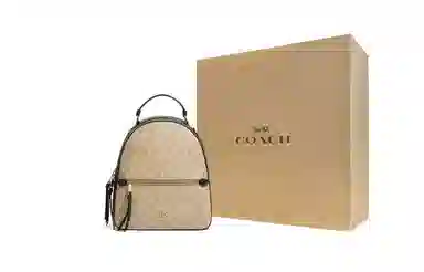 COACH Jordyn 27 Logo