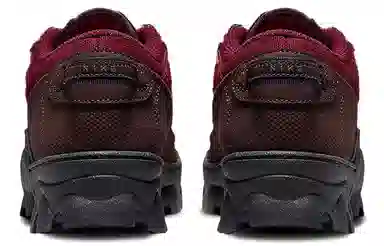 Nike Lahar Low "Canvas Dark Beetroot"