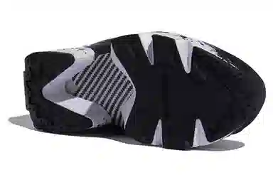 Yoshio Kubo x core reebok Instapump Fury OG