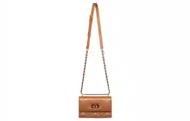 DIOR Caro Miss