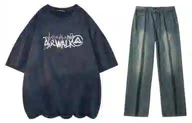 Airwalk T