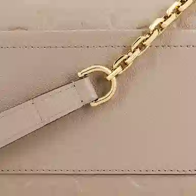 LOUIS VUITTON Marceau