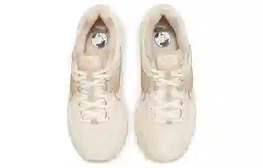 Nike Air Zoom Vomero 5