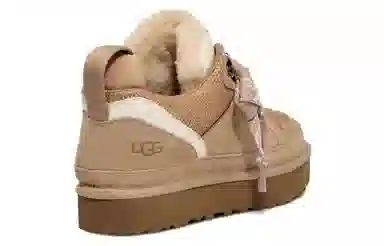 UGG