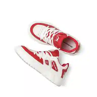 哥仑步头层牛皮厚底轻便橡胶发泡底休闲板鞋男款