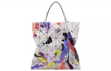 ISSEY MIYAKE Palette Tote Bag Light Grey