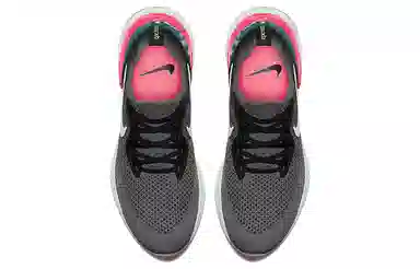 Nike Epic React Flyknit 1