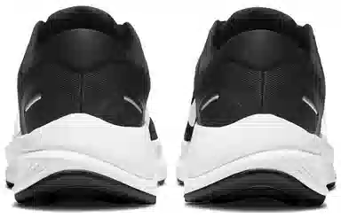 Nike Zoom Structure 23