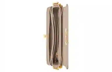 DIOR 30 Montaigne Avenue CD