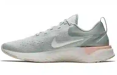 Nike Odyssey React