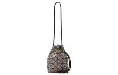 ISSEY MIYAKE Wring Gloss 237