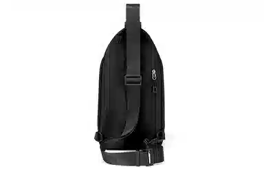 马莎兰缇 小众休闲简约纯色户外出行通勤大容量防泼水潮流 牛津纺 单肩斜挎胸包 男款 烟灰色/黑色