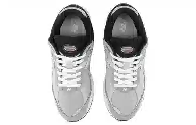 New Balance NB 2002R