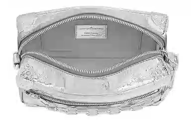 LOUIS VUITTON SOFT TRUNK Crushed