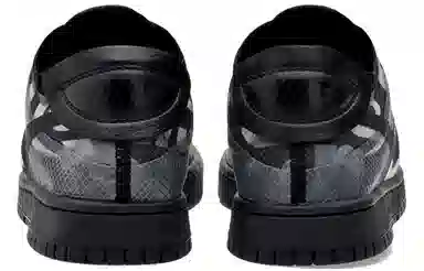 CDG x Nike Dunk Low