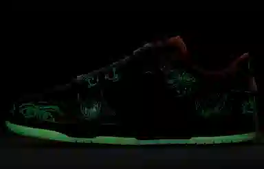 Nike Dunk Low PRM "Halloween"