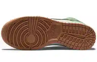 Nike Dunk LX NN "Toasty"