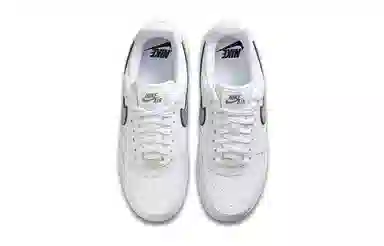 Nike Air Force 1 Low 07 Essential