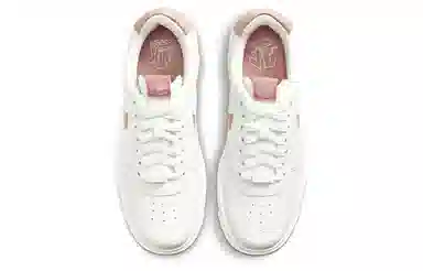 Nike Air Force 1 Pixel