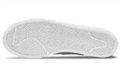 Nike Blazer Low Platform White