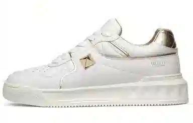 Valentino One StudGARAVANI