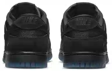 UNDEFEATED x Nike Dunk Low SP "5 On It"