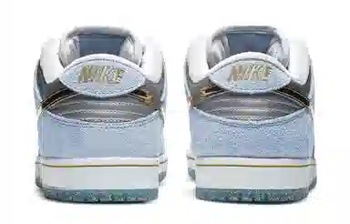 Nike Dunk SB Pro QS "Holiday Special"