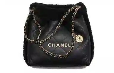 CHANEL 22Bag 23B Logo Tote