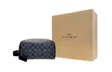 COACH Travel Kit 22 Black