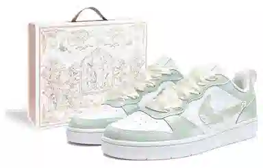 Nike Court Borough Low 2