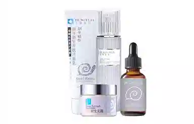 美丽加芬 蜗牛嫩肤四件护肤套装 滋润