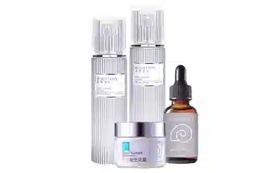 美丽加芬 蜗牛嫩肤四件护肤套装 滋润