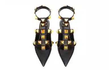 Valentino Roman Stud