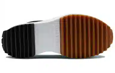 Converse Run Star Hike Black