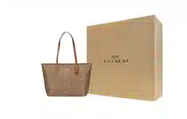 COACH City Zip Tote 30