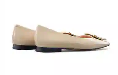 NINE WEST