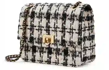 CHARLES&KEITH Quilted Chain Shoulder Bag Medium