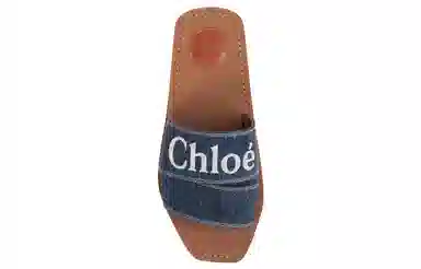 Chloe Woody