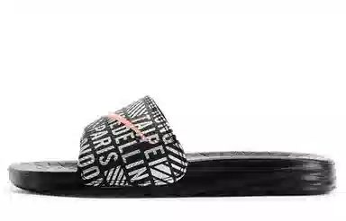 Nike Benassi Solarsoft Slides 2 NWM