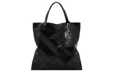 ISSEY MIYAKE Lucent Tote