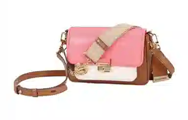 Michael Kors Bradshaw