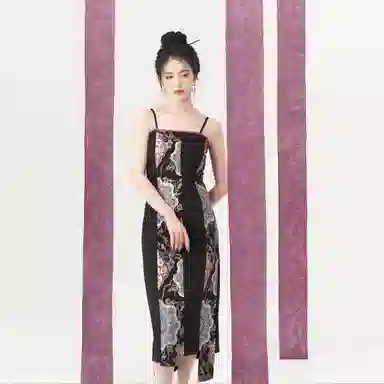 月乌织造司原创汉元素汉服织金撞色拼接修身新中式连衣裙女高级感