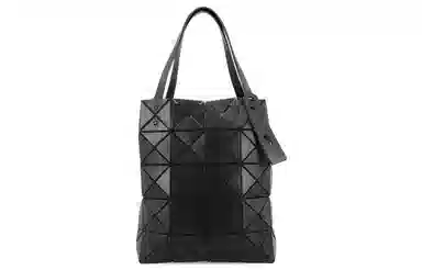 ISSEY MIYAKE Lucent Boxy Tote 231